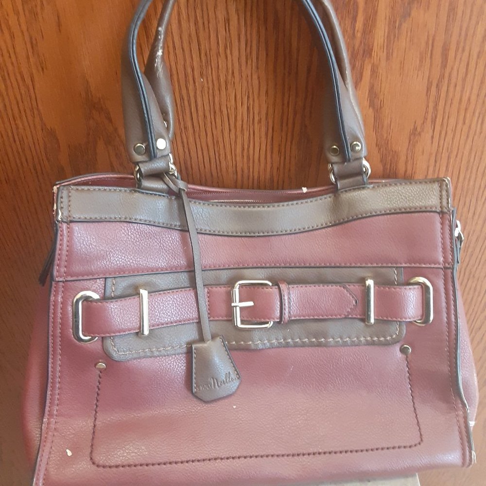 Simply Noelle handbag